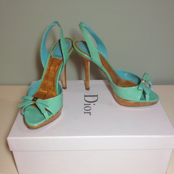 Authentic Dior patent leather platform heels with logo - Picture 1 of 6